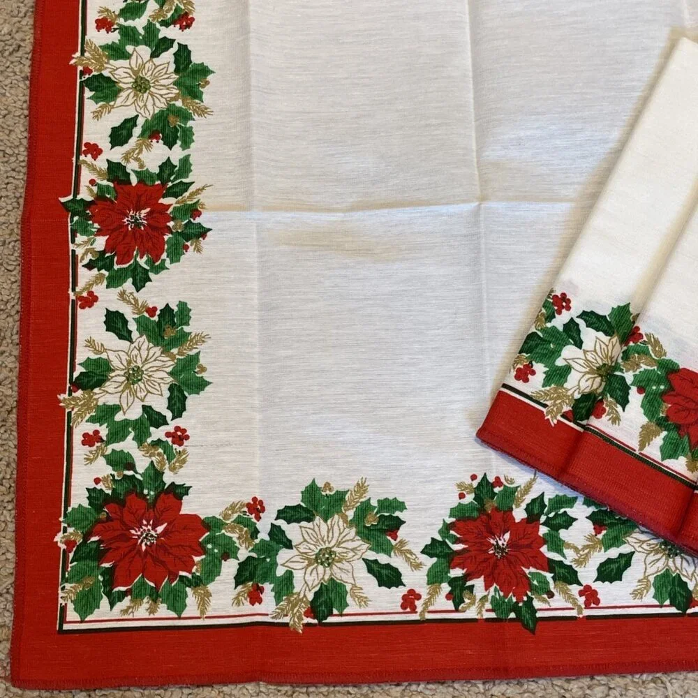 Set of 4 Vintage Sunweave Holiday Christmas Napkins Red Poinsettia Brazil NWOT